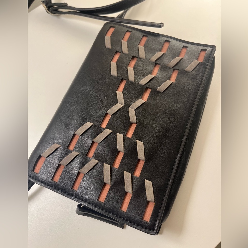 Danielle Nicole Crossbody - image 1